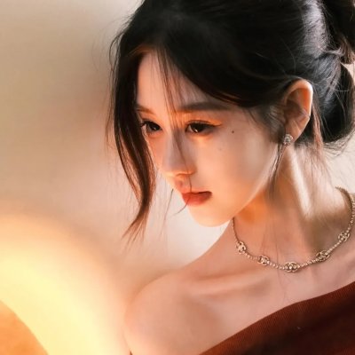克莱尔的相机